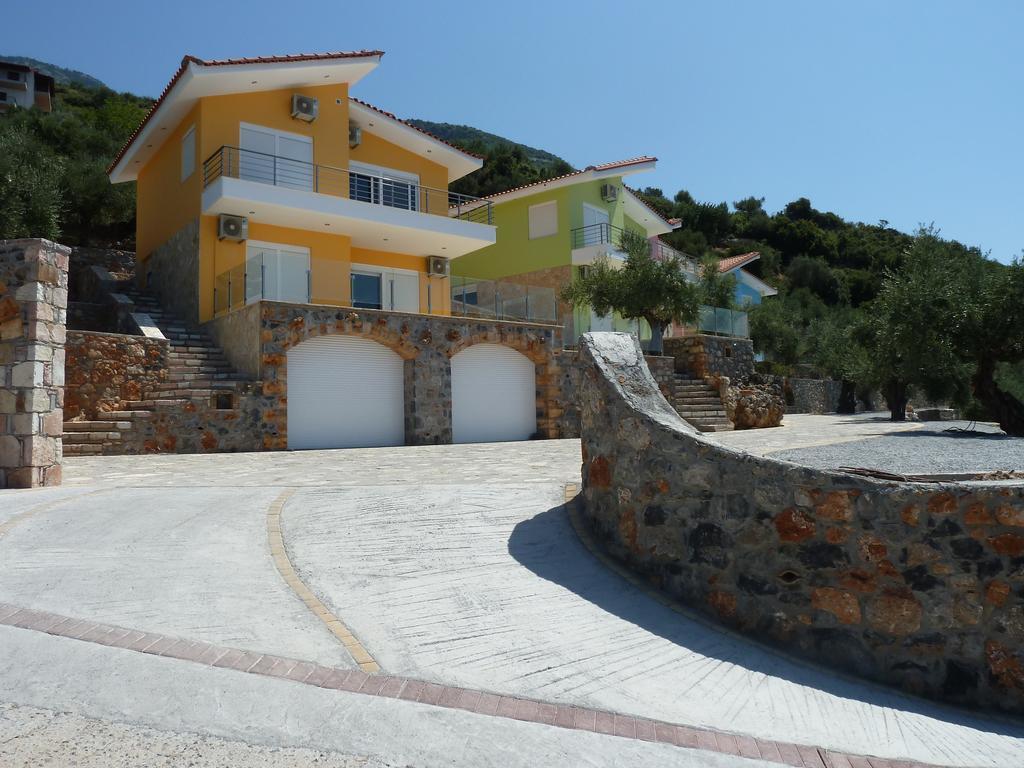 Shiraz Villas Calamata Exterior foto