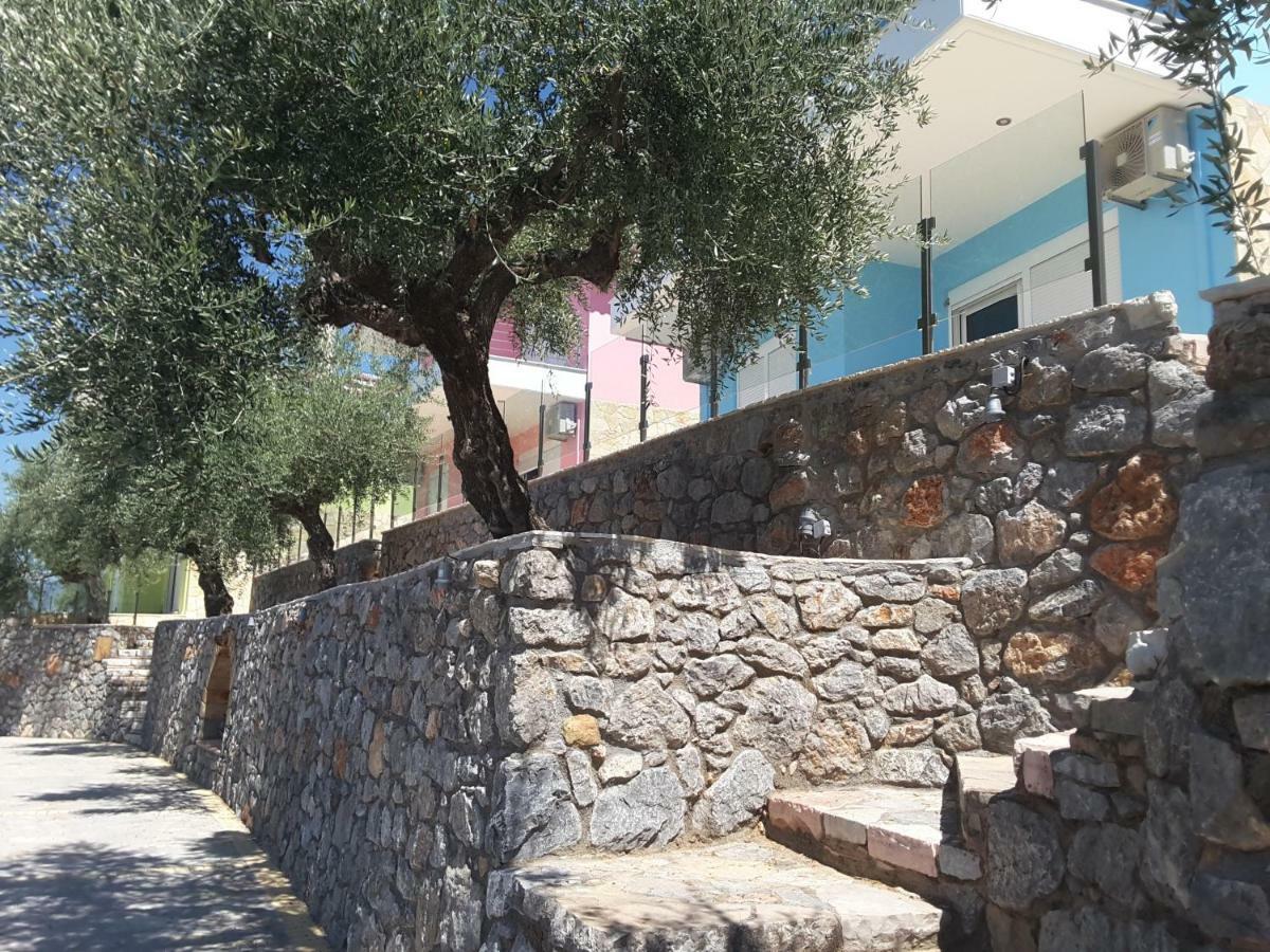 Shiraz Villas Calamata Exterior foto